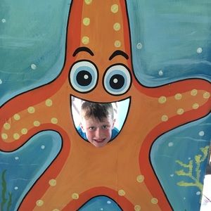 Meet your Posher, Dana